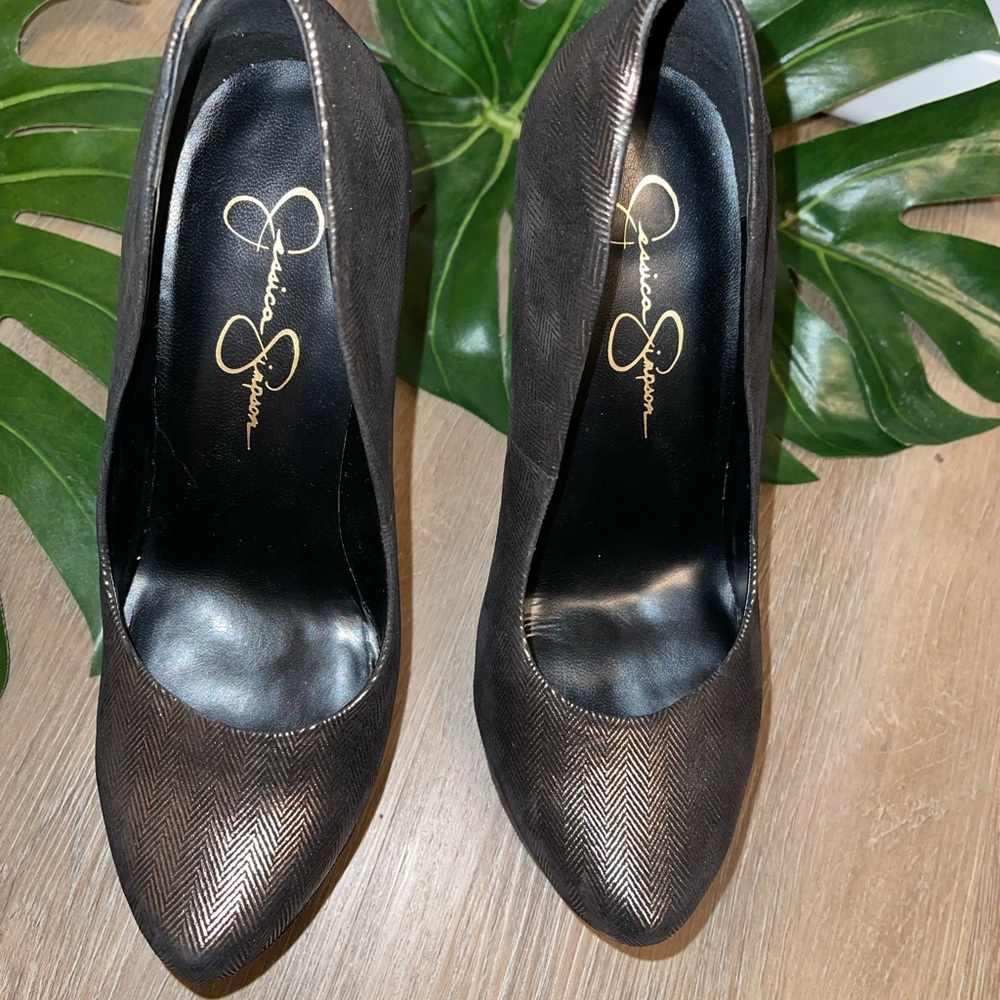 Metallic Jessica Simpson pumps